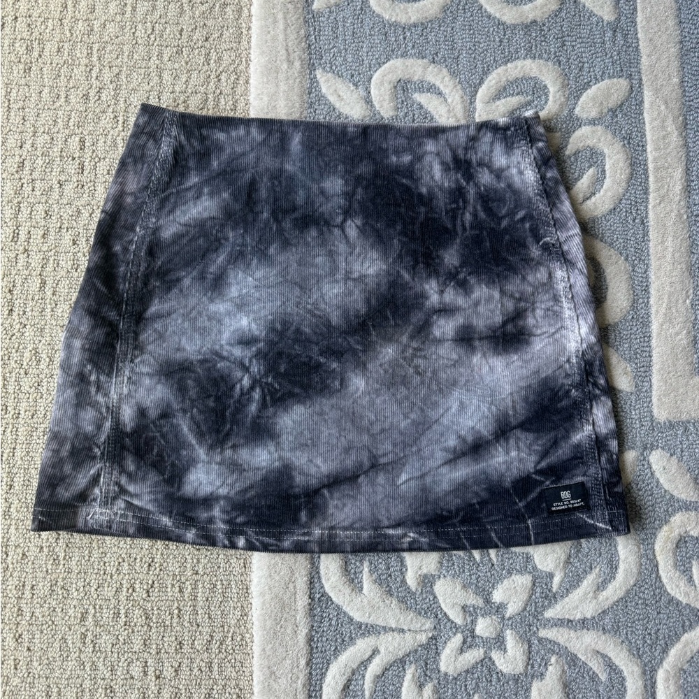 BDG Urban Outfitters skirt